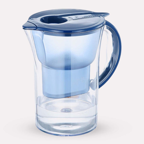 Design Vandfilterkande - Blå og Gennemsigtig, BPA-fri Plast, 2.5L, Avanceret Filtrering