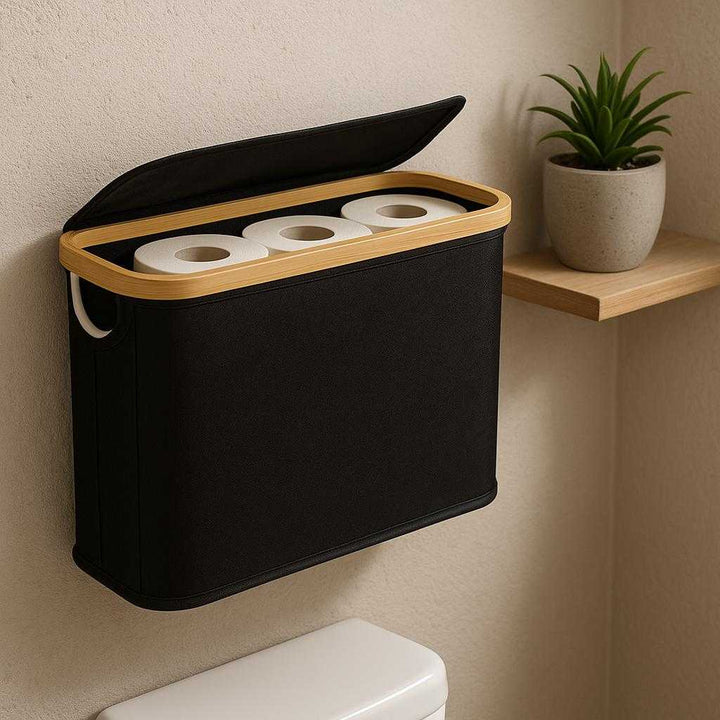 Toiletrulleholder i moderne design – Vægmonteret med låg, rustfrit stål, tilgængelig i sort, grå og beige: A different realistic setting in a contemporary powder room where the toiletrulleholder is positioned on a textured wall.